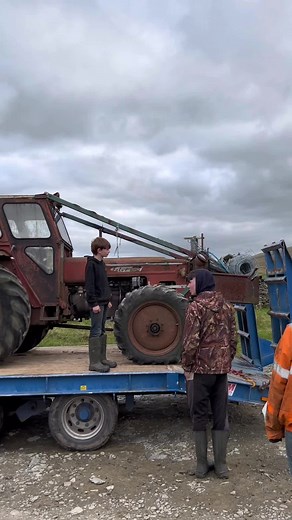 Exploring Vintage Zetor 5545 Tractor Videos