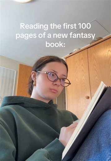 Help because why do authors write the first 100 pages in a whole other language #booktok #fantasybooks #fantasybooktok #bookishhumor #fantasy