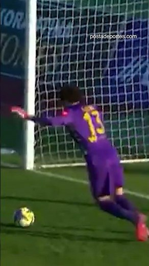 Memo Ochoa criticized again after blunder leads to elimination