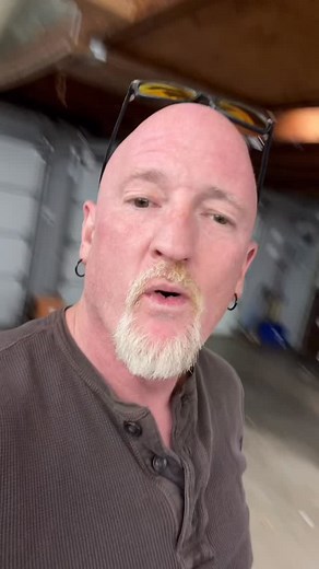 Psycho 3D printed mask from @Borderlands painted with acrylic markers by my son! Markers: https://www.tiktok.com/t/ZTHc3T4ayv5bs-rDhZf/ #borderlandscosplay #borderlands #3dprinted #acrylicmarkers | Build Dad Build