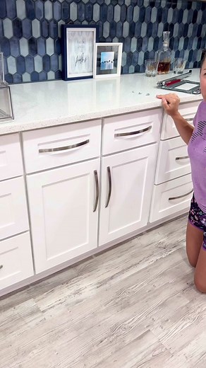 So easy to install! And that charging drawer 😍 #amazon #amazonfinds #amazonmusthaves #revashelf @revashelf