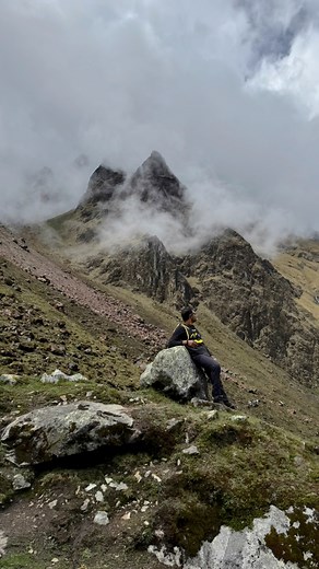 🏔✨ Salkantay Trek = 5 days of pure magic: 4,600m snowy pass → turquoise Humantay Lake → jungle coffee farms → sunrise at Machu Picchu! Way better than the Inca Trail 😍 Full 4K adventure film packing list 👇 https://www.youtube.com/c/PickupSports?sub_confirmation=1 #SalkantayTrek #PeruBucketList #MachuPicchu | Vegas Hikers