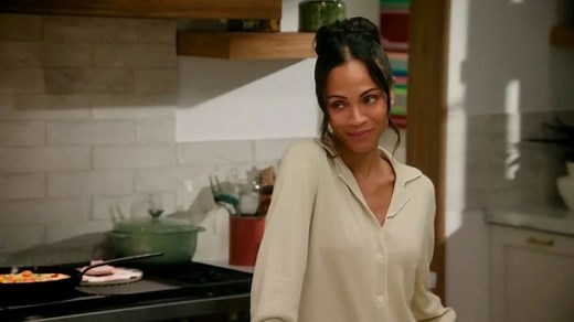 T-Mobile TV Spot, 'Spokesperson: iPhone 17 Pro on Us' Featuring Jeff Bridges, Zoe Saldaña