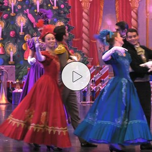 As the party comes to an end, the NUTCRACKER! Magical Christmas Ballet is off to bed, but Clara is ready for her next adventure, as she dives into a fantastic dream. What's the greatest thing you have dreamed about? Tell us in the comments! #nutcrackermagicalchristmasballet | NUTCRACKER! Magical Christmas Ballet