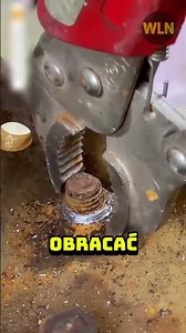 A washer that makes loosening stuck screws easier! 🔩