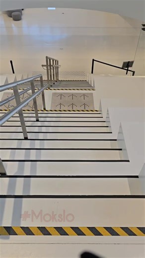 Kaunas, Mokslo sala. Vienas iš geresnių lankytų mokslo centrų. O ir iššūkiai pasitinka dar net neįžengus į ekspozicijų salę! #baltobusovilometrai #kelionessuvaikais #roadtrip #kaunas #mokslosala | Balto Buso Vilometrai | Facebook