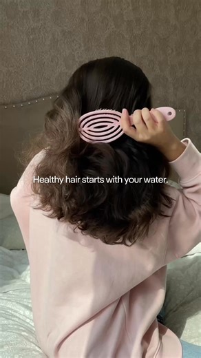 Hello Klean Shower Head upgrades your water for softer skin and stronger hair. | Hello Klean