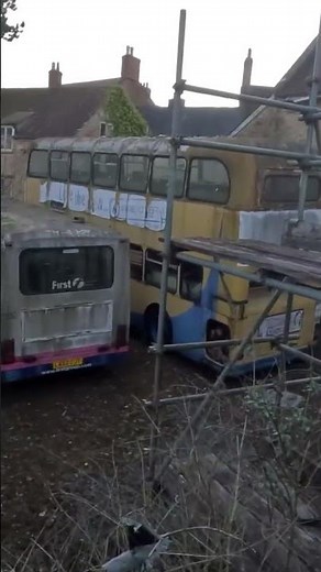 Abandoned Bus and Coaches Vintage Graveyard Hidden Classics! #abandoned