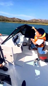 Hasbulla fährt Jet Ski 😂 | KüsengsTV