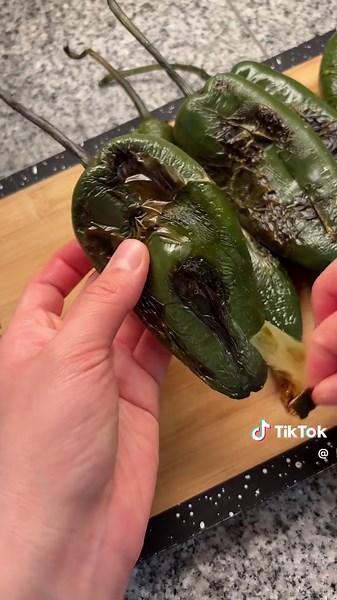 Deliciosos Chiles Rellenos de Picadillo