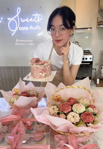 Indulge in Beautiful Buttercream Floral Cakes