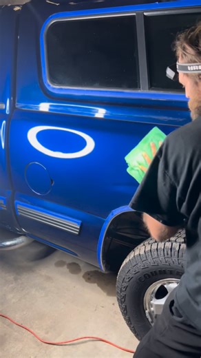 Installing System X Ceramic coating to this beauty! 🗣️Located in Shiawassee County , MI 💎 Luxury shine, everytime! 🪧 BOOK YOUR FREE QUOTE: https://tr.ee/OFGEUQRMrz 💥System X Ceramic 💥Shampoo/Stain extraction 💥Headlight Restoration 💥Auto/Marine/offroad 💥Veteran/Senior discounts 💥Maintenance packages ⭐️⭐️⭐️⭐️⭐️ Rating 👤 Veteran/senior discounts available —— #DurandMI #byroncentermi #detailing #Swartzcreek #OwossoMI #corunna #shiawasseecounty #fenton #durand #SystemXCeramicCoating #cerami