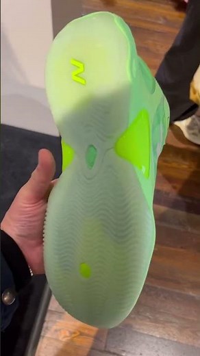 New Balance 🏀 Fresh Foam BBv3 looking clean 👍 Releasing April 2025 ($130)