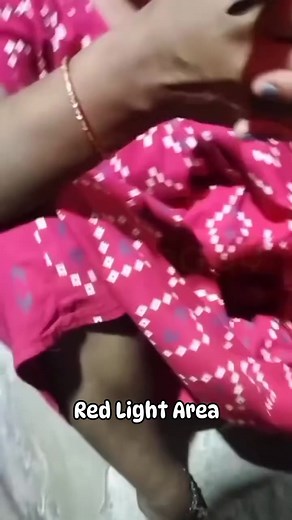 163K views · 1.9K reactions | Red Light Area Inside Video ❤️ #redlight #gbroaddelhi #gbroad #budhwarpeth #nightlife #nightout #redlight #club #sonagachi #kamathipura #sangli #sanglimiraj #redlightdistrict #redlight #explore | Suman Helper Vlogs | Facebook