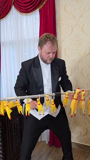 Golden - Kpop Demon Hunters on Chickens