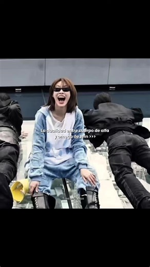 Win no pierda su cintura y caderas de omega🫦 #winmetawin #winmetawin🐰 #winmetawinofficial #winmetawinopasiamkajorn #peaktripwithwinmickss2ep2 #thailand🇹🇭 #actorthai #fyp #paratii #omega