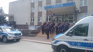 Sierż. Mateusz Sitek zginął broniąc polskiej granicy. Dziś został uhonorowany przez służby w całym kraju, również przez policjantów z Elbląga. | portEl.pl