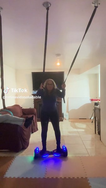 Living on a prayer #hoverboarddance #aginggracefully #dancechallenge #latina #feelingood
