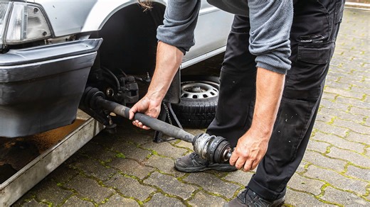 Comment remplacer un cardan ?