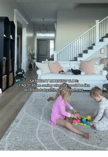 Weekend Morning Vlog: Juggling 4 Kids