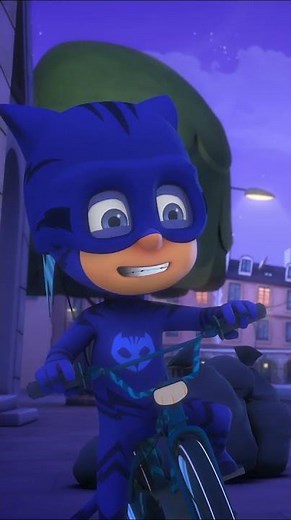 Cat’s Epic Jump Stops Crusher! | PJ Masks