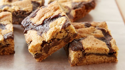 Fudgy Chocolate Chip Cookie Bars
