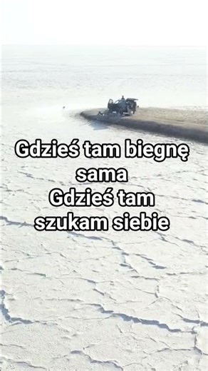 Gdzieś tam biegnę sama #pop #polskamuzyka #indiepop