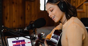 How To Evaluate When Your Voice Is in Trouble   When To Seek Help