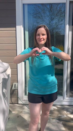 How I spring clean my Windows. #windowcleaning #oddlysatisfyingvideo #windowcleaning #cleantok #cleaninglady #cleaningmotivation #residentialcleaning | Cleaning Fairy Sharie