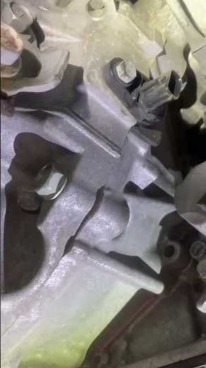 2019 Nissan Pathfinder crank position sensor location