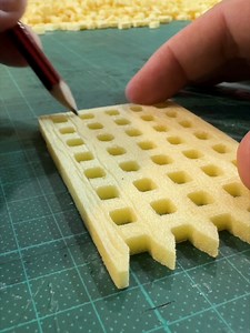 Warhammer Diorama: Fitting Portcullis to Castle