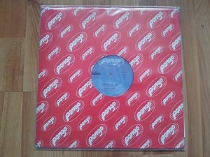 Lucien David - Close To Me