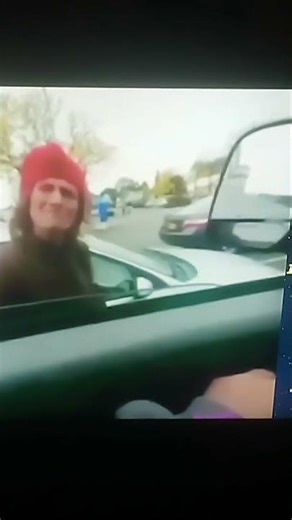 "Truck Stop Chronicles"Stay in your vehicle: Keep your doors locked #safetysaturday