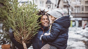 Christmas Tree Allergies: Symptoms and Rash Treatment - GoodRx