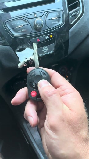 2017 Ford Fiesta new remote key not an instructional video /#allockandkeyco #smartpro ￼