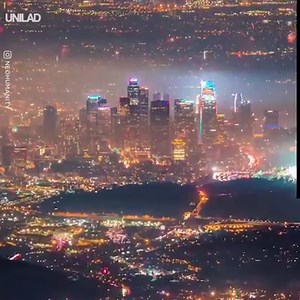 2.8M views · 54K reactions | This timelapse of the fireworks as the clock struck 12 in LA on New Year's is beautiful  | UNILAD | Facebook