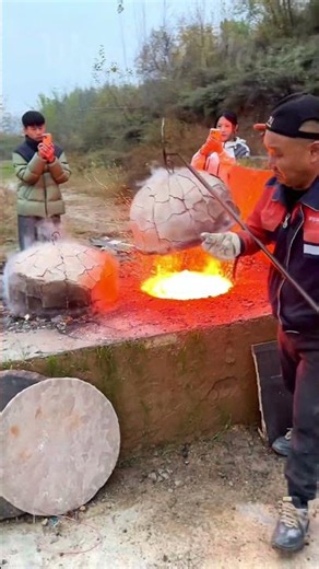 Ancient Blacksmithing FORGES Iron Woks with CLAY Bellows 🍳