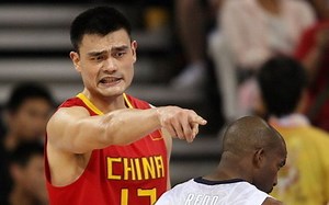 【中国男篮】带你穿越回2008，看当时的男篮队员为国家荣誉拼尽全力的样子