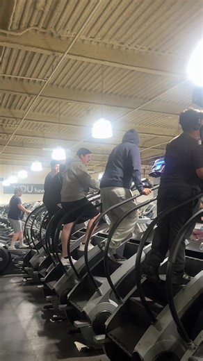Why Men Prefer Treadmills: Gym Insights