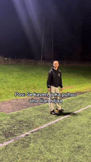 Kaveri, Joka Puhuu Aina Liian Hiljaa