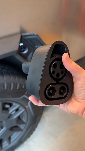 The CCS adaptor doesn’t work with the Tesla Cybertruck Unless you use this #tesla #teslacybertruck #cybertruck #evject | Simple Living