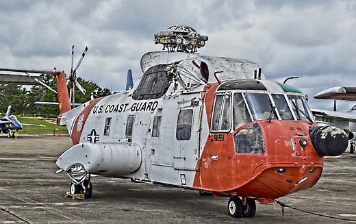 Sikorsky HH-3F Pelican - History, Technical Data & Photos - Aero Corner
