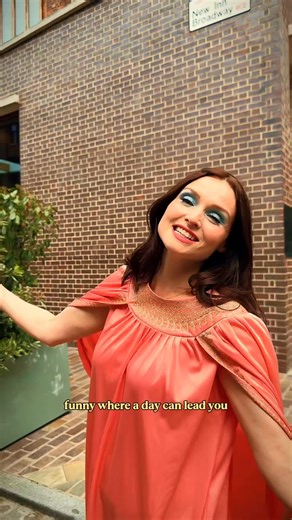 126K views · 5.1K reactions | ‘Dolce Vita’ is about longing for that escape that a trip away can bring you ☀️ On holiday, I feel like I can reinvent myself a little PS how lovely is this Romeo and Juliet mural I stumbled across in Shoreditch recently?! Just had to dance in front of it 藍✨ Xx | Sophie Ellis-Bextor | Facebook