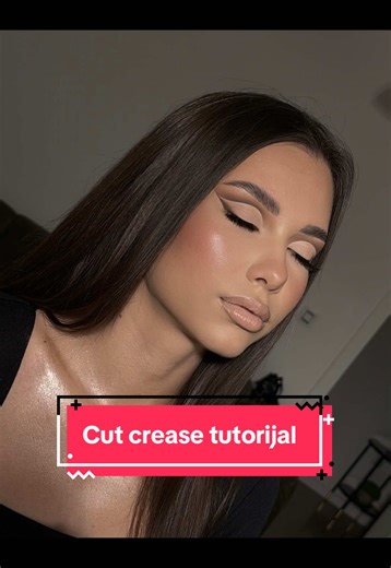 Savršeni cut crease tutorijal za makeup umetnike