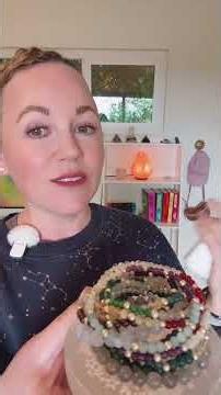 How to cleanse and charge your crystal bracelets with selenite