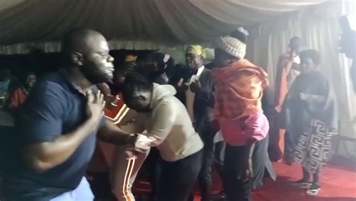 Handel Chop Mano Miel Mane Baa