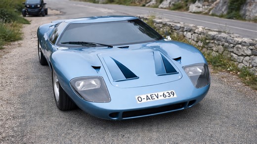 This is what a Ford GT40 sounds like