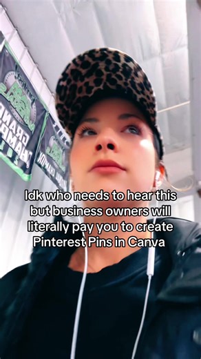 I create Pinterest Pins daily as a freelance Pinterest Manager! Comment, “START” if you want a crash course on these Pinterest Management skills! 🗂️And save this post for later! Get paid $30-$80/hourly to ⬇️⬇️ Work on Pinterest as a Pinterest Manager‼️ As a beginner in business… working as a service provider is great income, and little to NO overhead. If you’re serious about starting your business, I’d recommend learning from someone who’s already done what you want to do! I invested in a freel