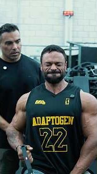 ONE-ARM ROW ON THE STARK STRONG MACHINE - WORKOUT WITH EDUARDO CORRÊA AND HUGO ABBÁ