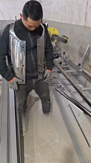 DIY Metal Armor Vest – Smart Protection for Workshop Work 🔧🛡️